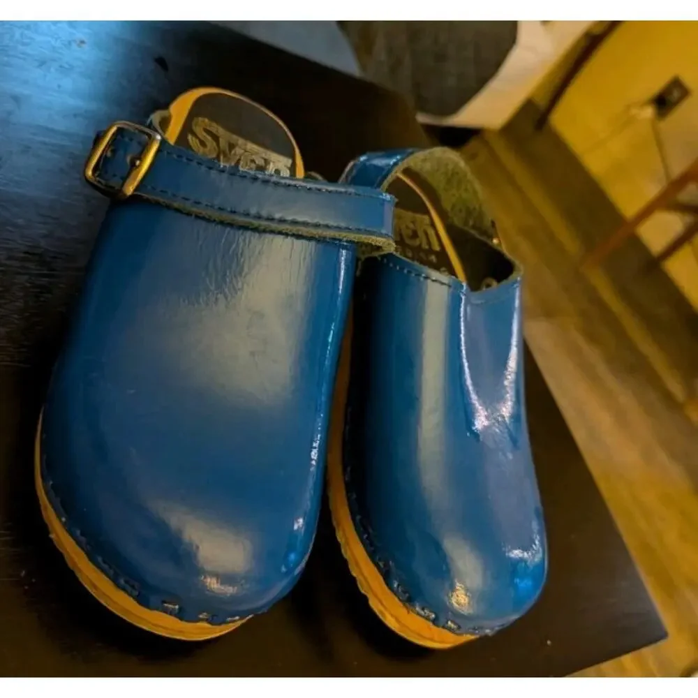 SVEN Clogs Sandals sz 30 Wooden Wedge Clogs Blue Patent Leather Vintage 12.5